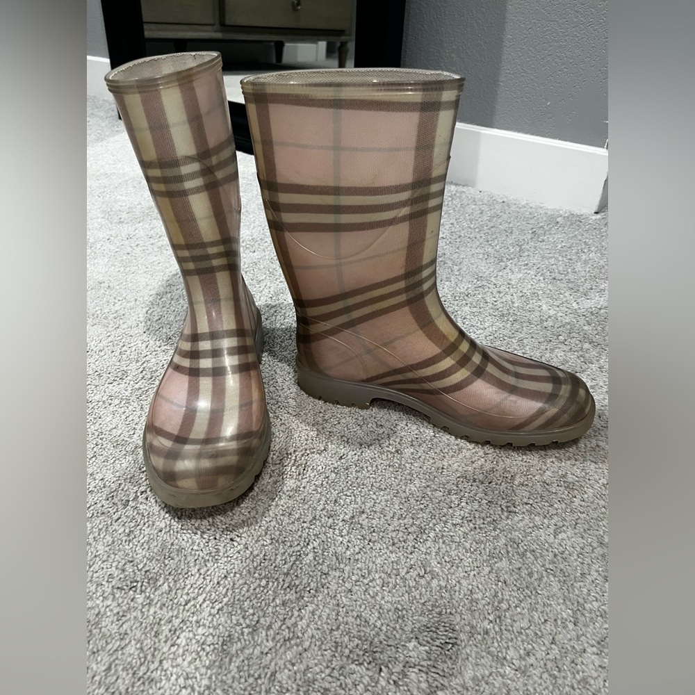 Burberry Nova Check Pink Rain Boots, Women’s Size 36, US 6, Made in Italy - Picture 7 of 9
